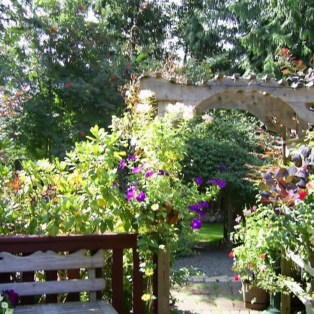 Garden House Hotel Courtenay Exterior photo